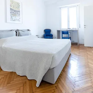 https://duomoparkmetro-milan-flat-a-piedi-in-duomo.it-lombardy.com