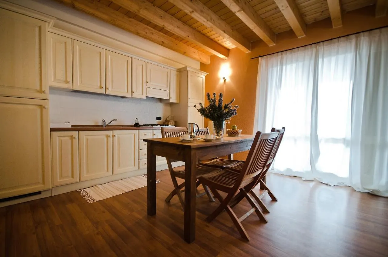 Agriturismo Podere L'Agave San Vincenzo 0*,